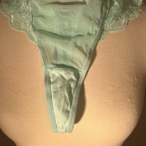 Le Mystere Isabella mint green lace memory foam bra 36B and thong L - Picture 8 of 9
